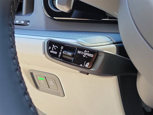 New 2026 Porsche Cayenne image 36