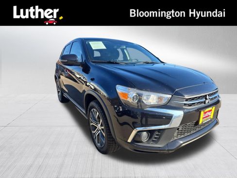 Used 2018 Mitsubishi Outlander Sport ES FWD image 1