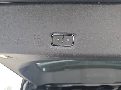 Used 2025 Ford Expedition Tremor AWD/4WD image 6