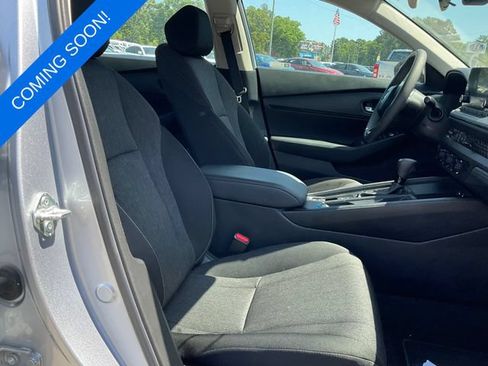 Used 2025 Honda Accord LX image 5