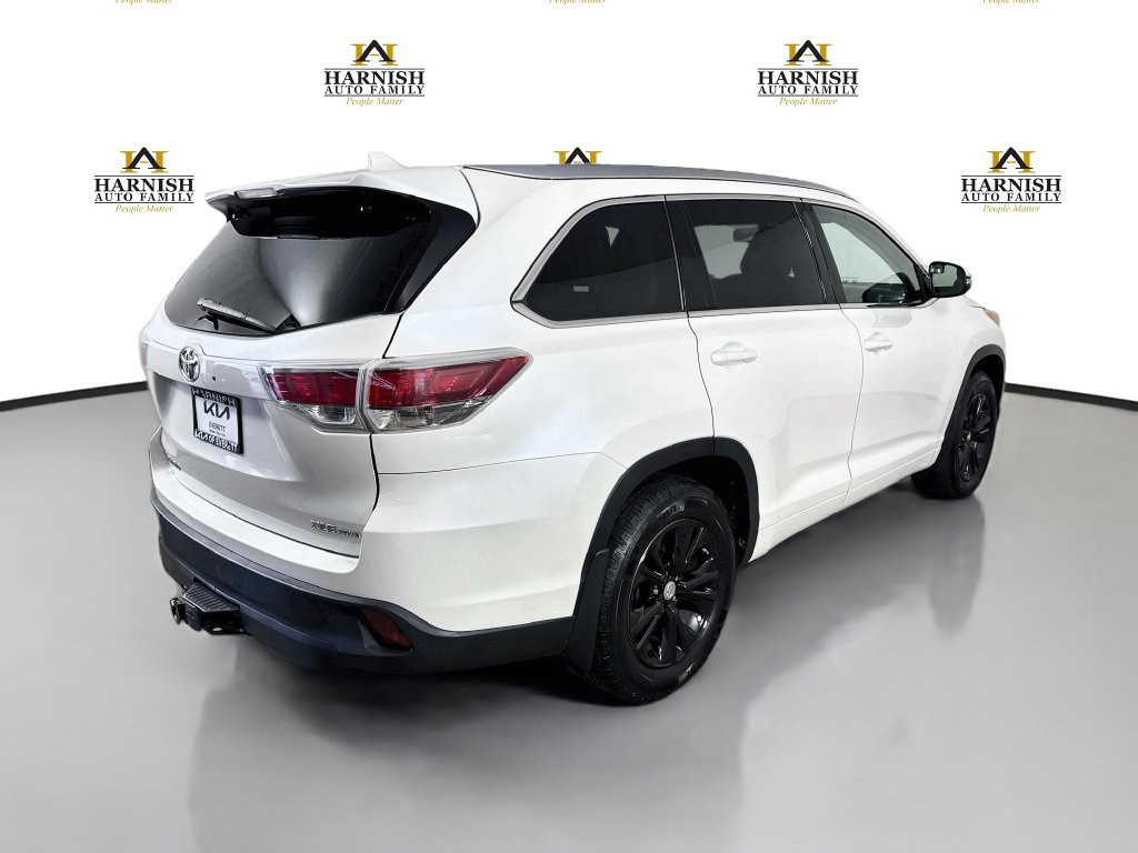 Used 2015 Toyota Highlander XLE AWD/4WD image 7