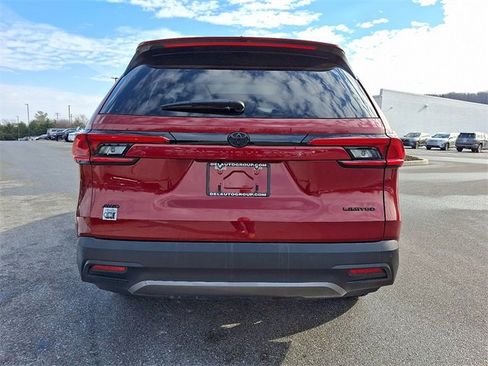 Used 2024 Toyota Grand Highlander Limited image 5