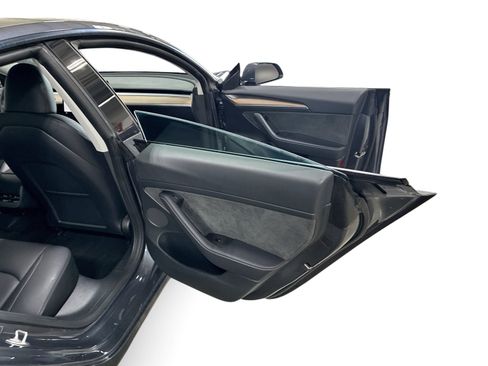 Certified 2023 Tesla Model 3 Standard Range RWD image 12