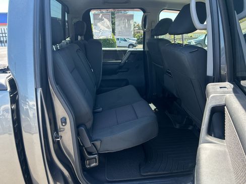 Used 2011 Nissan Titan SV AWD/4WD image 25