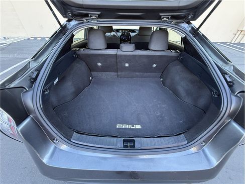 Used 2016 Toyota Prius Two FWD image 23