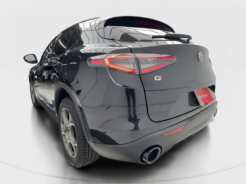 New 2025 Alfa Romeo Stelvio Sprint w/ Convenience Package image 9
