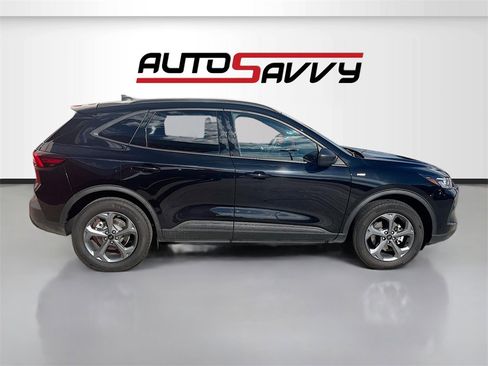 Used 2025 Ford Escape ST-Line image 8