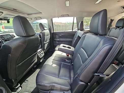 Used 2022 Honda Pilot Special Edition image 11