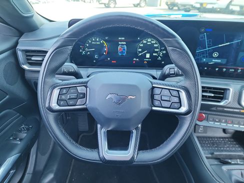 Used 2024 Ford Mustang GT Premium image 18