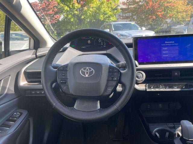 Used 2023 Toyota Prius XLE AWD/4WD image 16
