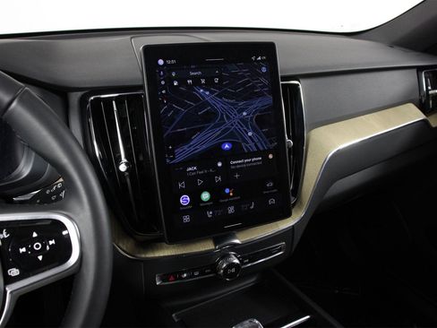 Used 2026 Volvo XC60 B5 Plus w/ Protection Package Premier image 9