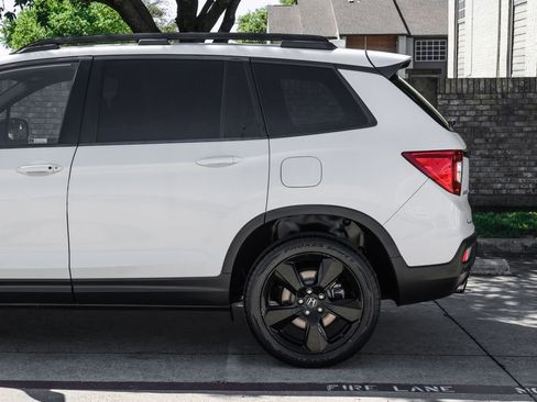 Used 2019 Honda Passport Elite image 23