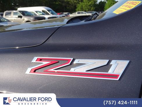 Used 2025 Chevrolet Tahoe Z71 w/ Comfort Package AWD/4WD image 14