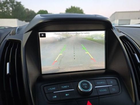 Used 2019 Ford Escape SE AWD/4WD image 12