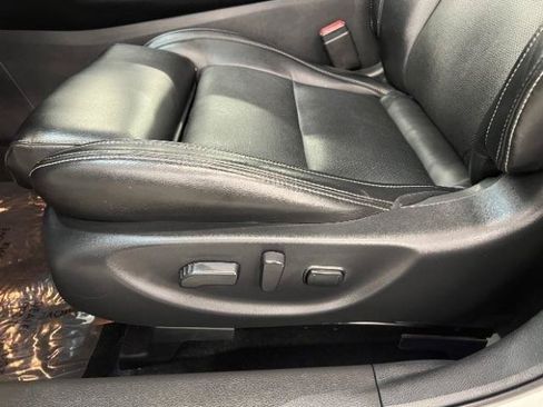 Used 2017 Nissan Maxima 3.5 SV FWD image 37