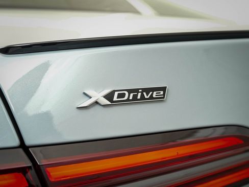 New 2026 BMW 530i xDrive w/ M Sport Package image 10