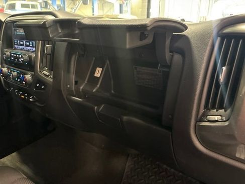Used 2018 Chevrolet Silverado 1500 LT w/ All Star Edition AWD/4WD image 42