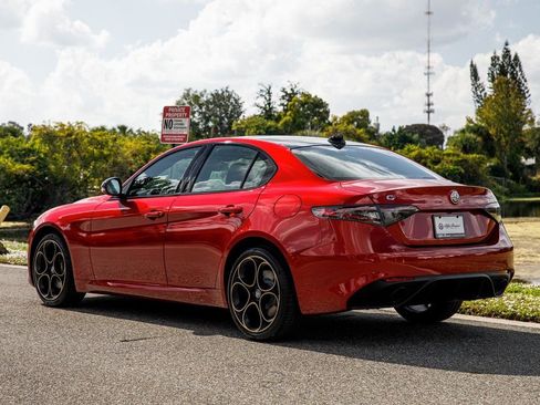New 2025 Alfa Romeo Giulia AWD w/ Driving Assist Package image 5
