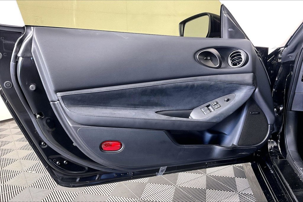 New 2027 Nissan Z Performance RWD image 32