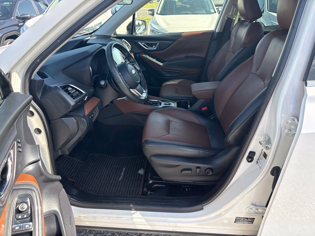 Used 2022 Subaru Forester Touring AWD/4WD image 25