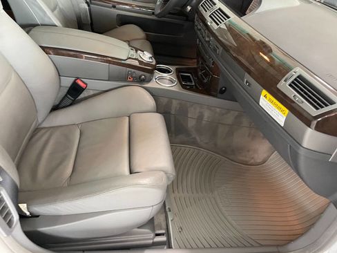 Used 2003 BMW 745Li image 31