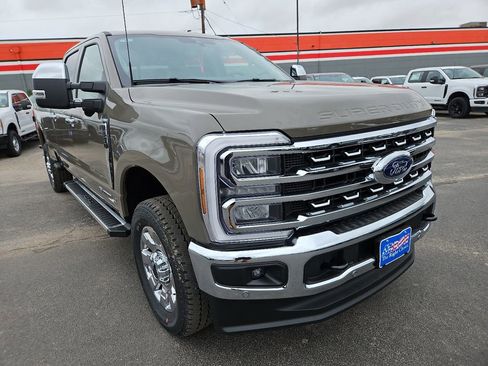 New 2026 Ford F350 Lariat w/ Lariat Premium Package AWD/4WD image 2