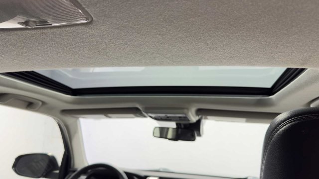 Used 2021 Toyota 4Runner SR5 Premium w/ Moonroof Package RWD image 21