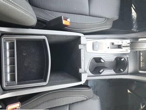 Certified 2025 Subaru Ascent Premium AWD/4WD image 21