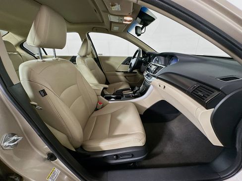 Used 2013 Honda Accord EX-L image 29