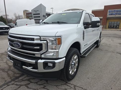 Used 2022 Ford F250 Lariat w/ Chrome Package AWD/4WD image 2