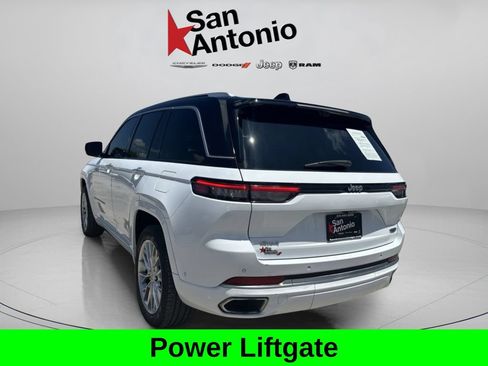 Used 2023 Jeep Grand Cherokee Summit w/ Adv Protech Group IV AWD/4WD image 11