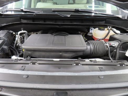 Used 2024 GMC Yukon Denali image 32