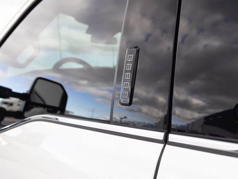 Used 2024 Ford F150 King Ranch image 17