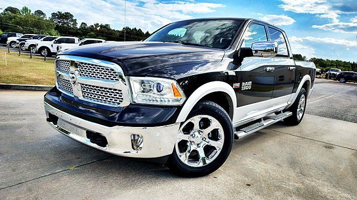 Used 2015 RAM 1500 Laramie w/ Convenience Group AWD/4WD image 1