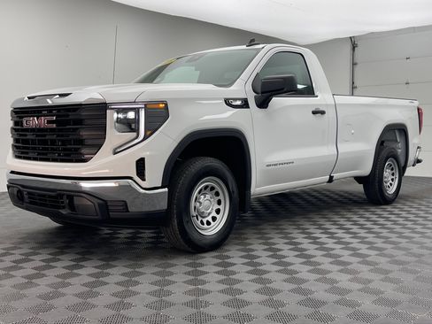 Used 2026 GMC Sierra 1500 Pro w/ Convenience Package AWD/4WD image 2