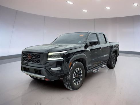 Used 2023 Nissan Frontier PRO-4X w/ Pro Convenience Package image 2