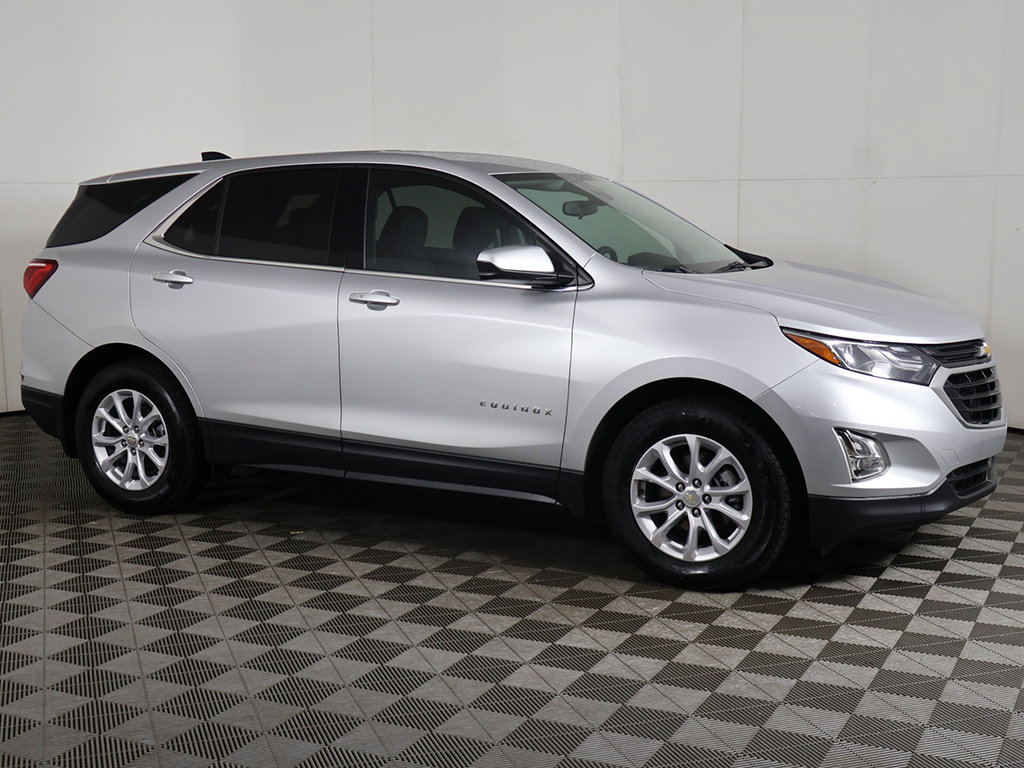 Used 2020 Chevrolet Equinox LT w/ LPO, Cargo Package FWD image 11