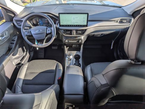 New 2026 Ford Escape SE image 10