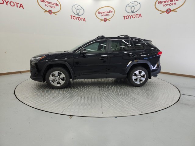 Certified 2025 Toyota RAV4 XLE w/ Convenience Package FWD image 5