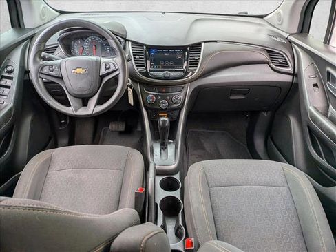 Used 2021 Chevrolet Trax LS w/ Tint and Cruise Package image 16