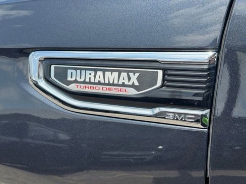 Used 2022 GMC Sierra 1500 SLT w/ SLT Premium Plus Package AWD/4WD image 8