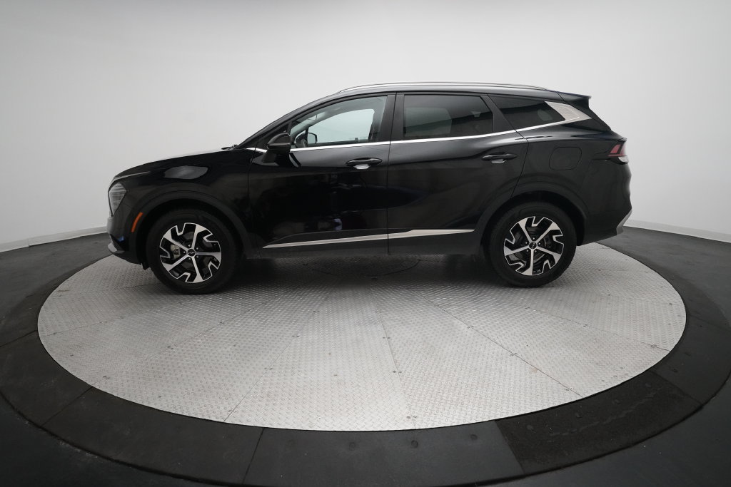 Used 2025 Kia Sportage EX AWD/4WD image 25