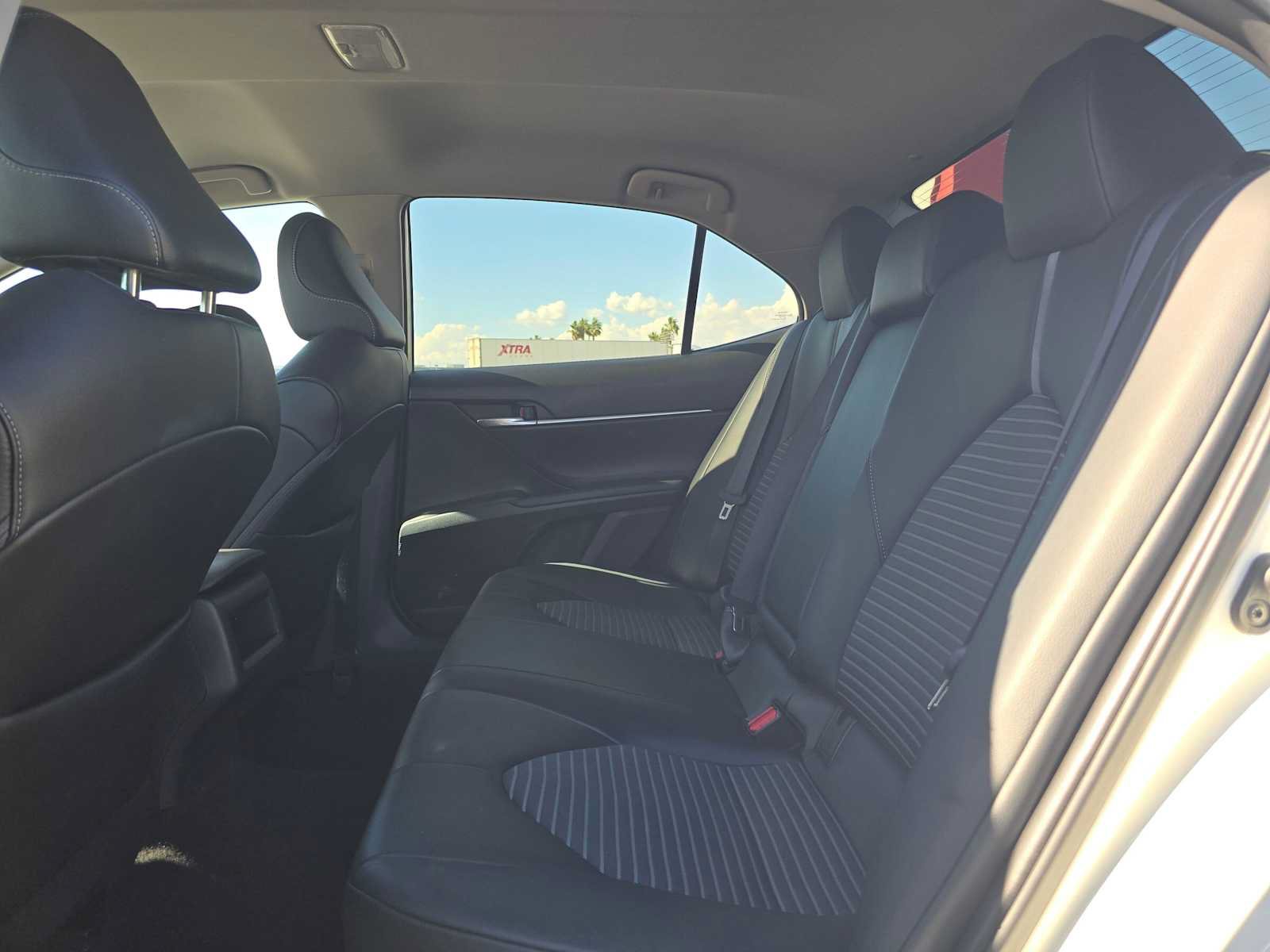 Certified 2022 Toyota Camry SE w/ Carpet Mat Package (TMS) FWD image 16