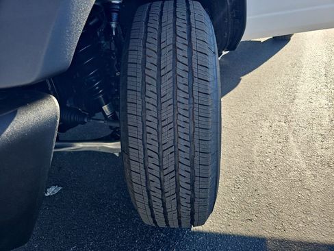 New 2026 Ford Bronco 4-Door image 33