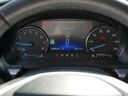 Used 2023 Ford Explorer XLT w/ Equipment Group 202A AWD/4WD image 21