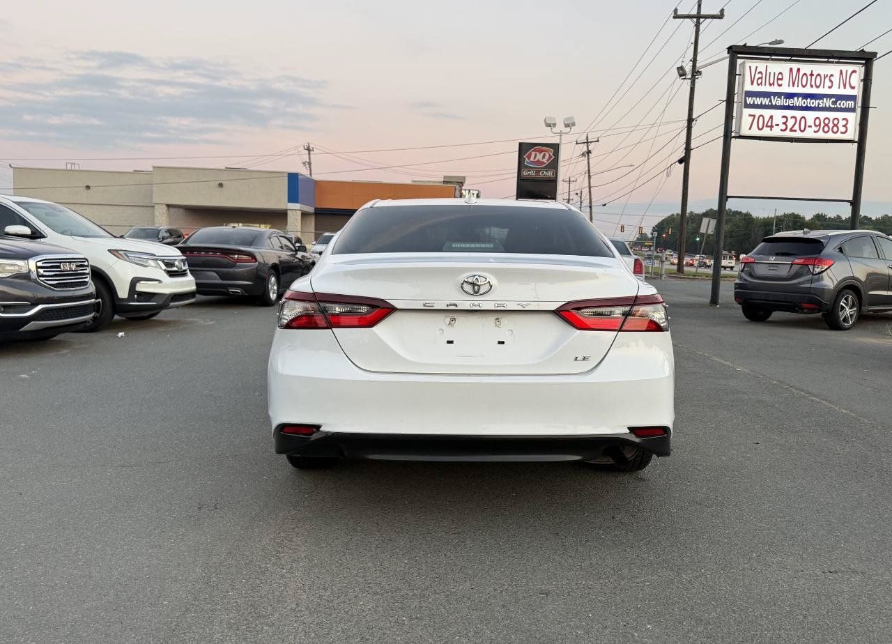 Used 2023 Toyota Camry LE w/ Convenience Package FWD image 5
