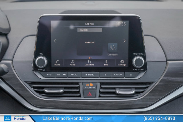 Used 2025 Nissan Altima 2.5 SV FWD image 21