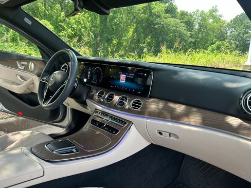 Used 2023 Mercedes-Benz E 350 Sedan image 24