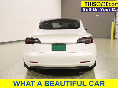 Used 2020 Tesla Model 3 Standard Range Plus RWD image 6