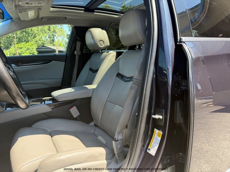 Used 2013 Cadillac XTS Premium FWD image 11